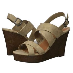 NWOB INDIGO RD Keffie Strappy Wedge Sandal Size 7M